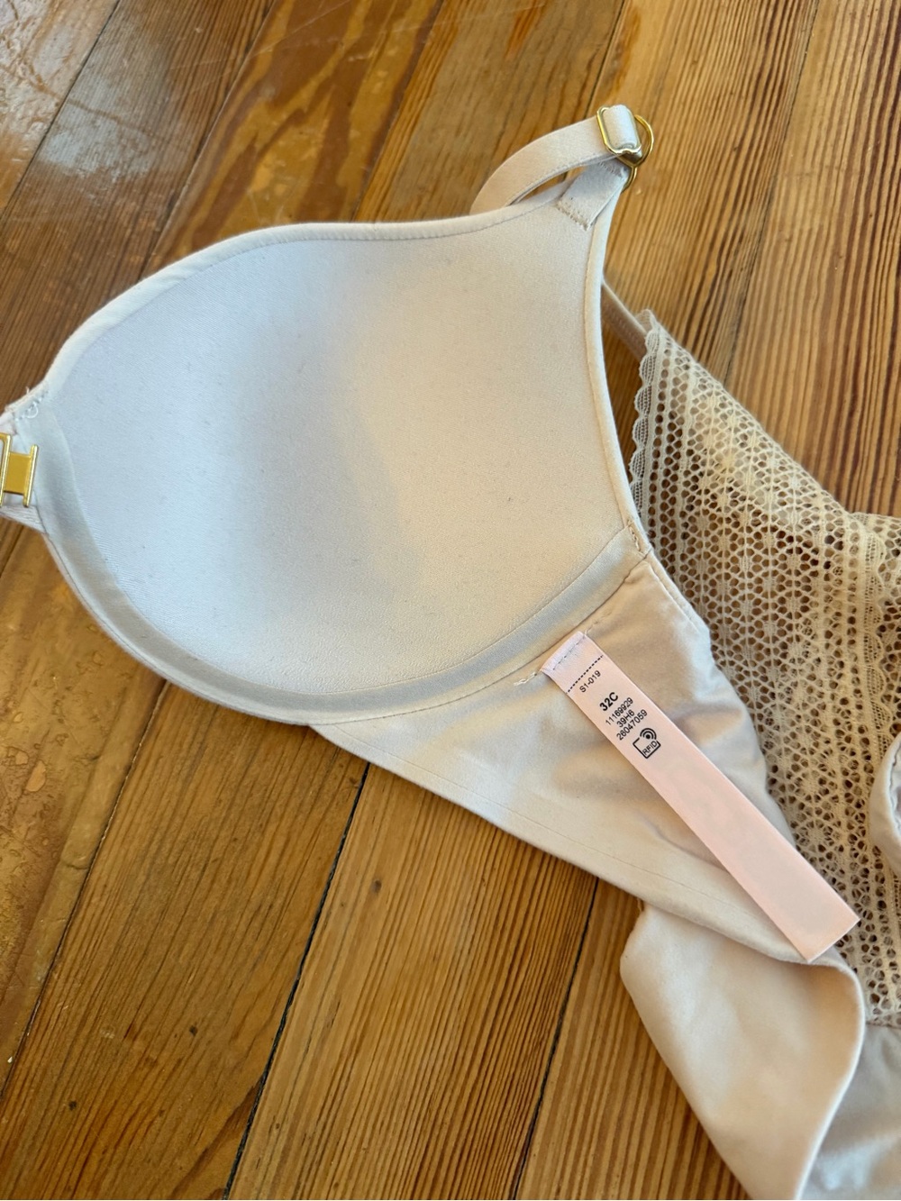 Victoria’s Secret 32C Front Close Racerback Bra Nude Beige Lace Back Push Up - Picture 2 of 4